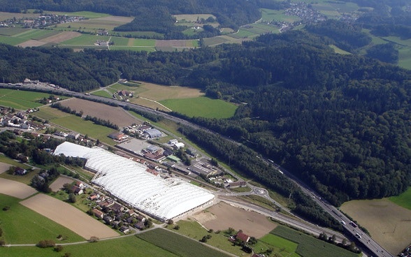 Sondermülldeponie Kölliken von oben gesehen
